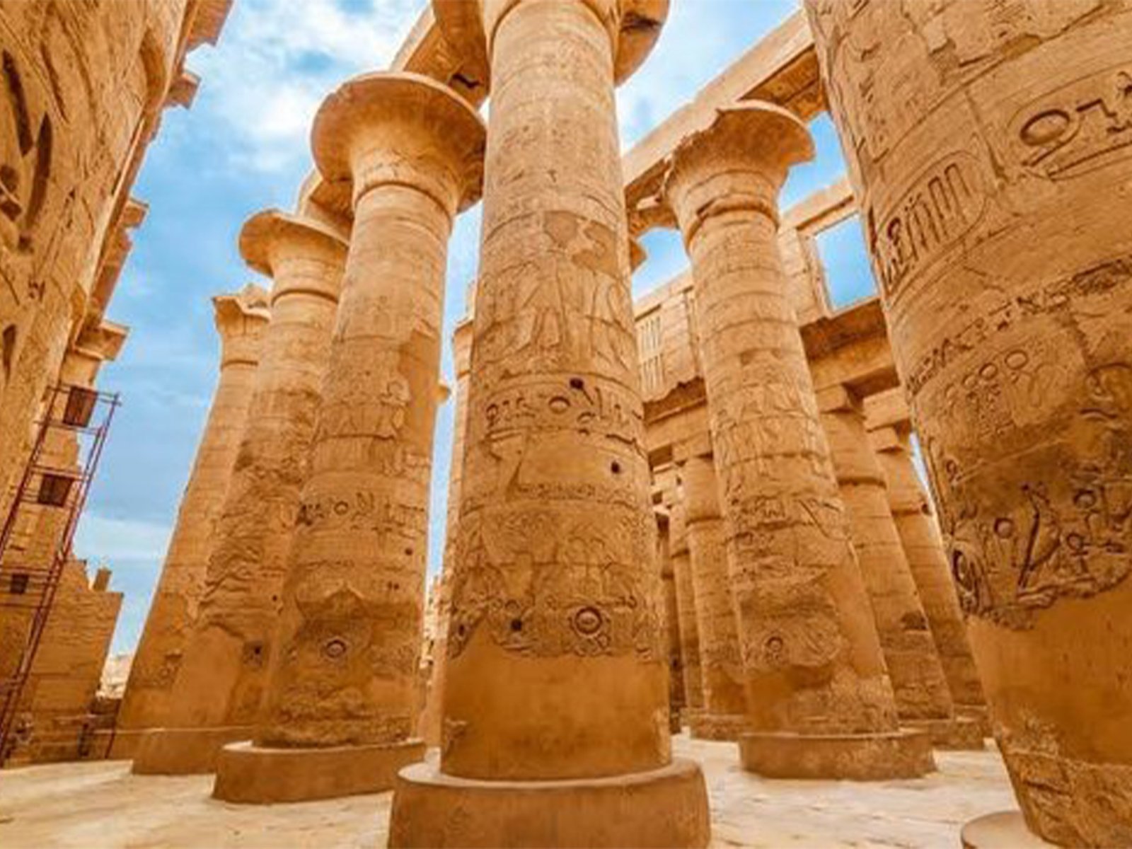 JEDNODNIOWA WYCEZKA W GRUPIE DO LUXOR, ŚWIĄTYNI KARNAK I DOLINY KRÓLÓW